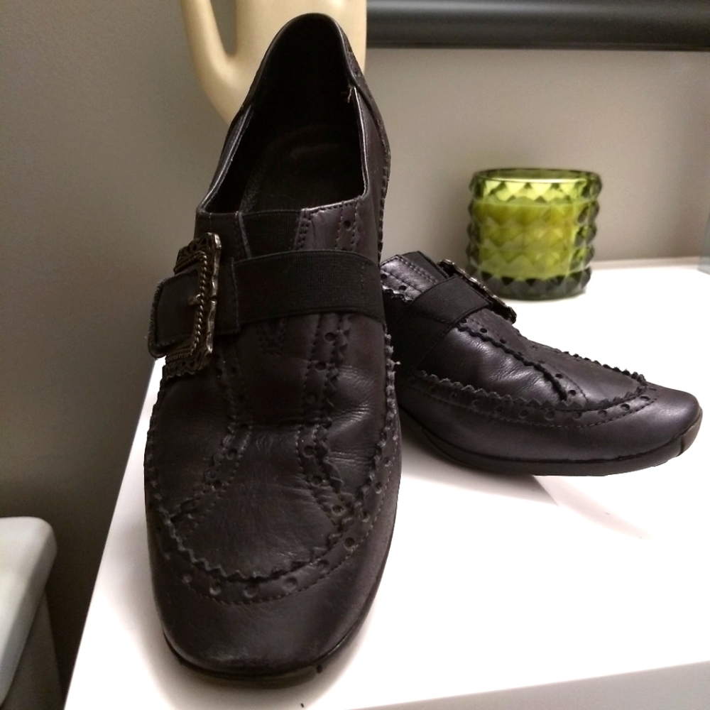 Black Sesto Meucci Italian Leather Loafers size 5.5